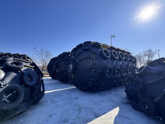 Quality ISO17357 Certified Pneumatic Rubber Fender with Customized Sizes 0.3-4.8M and 50kpa & 80kpa Pressure Options factory