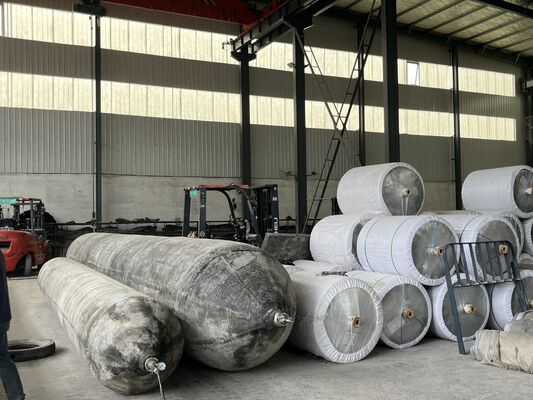 Quality Marine Rubber Airbag with High Grip Surface Pattern for Stable Shipyard Positioning in 0.8-3 M Diameter and 4-25 M Length factory