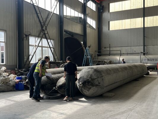 Quality Marine Rubber Airbag with High Grip Surface Pattern for Stable Shipyard Positioning in 0.8-3 M Diameter and 4-25 M Length factory