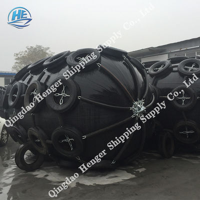 Quality 50KPa / 80Kpa ISO 17357 Marine Rubber Fender Yokohama Ship Buoy Fenders factory