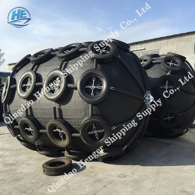 Quality 50KPa / 80Kpa ISO 17357 Marine Rubber Fender Yokohama Ship Buoy Fenders factory