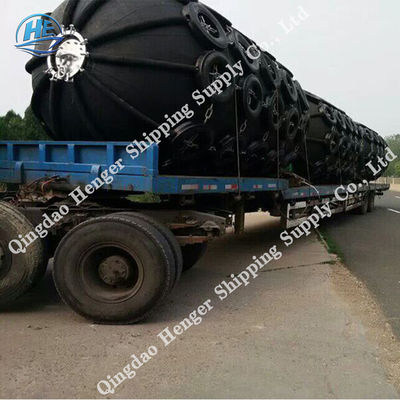 Quality Lightweight Black Pneumatic Rubber Fender Rubber Dock Fender Big Energy Fast Installation factory