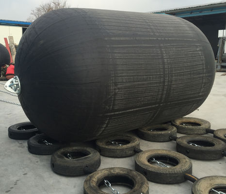 Quality 4.5*9m Floating Anti Corrosion Pneumatic Rubber Fender CCS BV Certificate factory