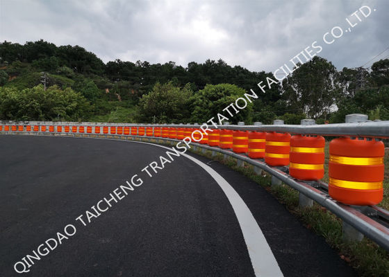 Quality Transportation Facilities Safety Roller Barrier Used For Road Protect factory