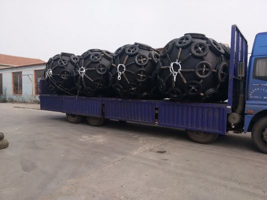 Quality BV Pneumatic Rubber Fender With Tyre To Ship Protection 50KPa / 80Kpa factory