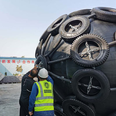 Quality Customized Pneumatic Rubber Fender with ISO17357 Standard and 50kpa & 80kpa Pressure for Marine Applications factory
