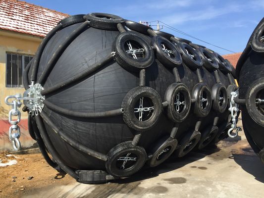 Quality 50KPA/80KPA Pneumatic Marine Fender ISO17357 Yokohama Floating Fenders factory