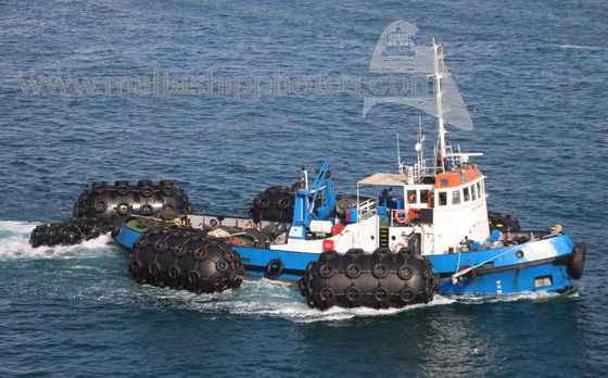 Quality 50kpa Submarine Sling Type Fender Yokohama Pneumatic Rubber Fender For Ship Berthing factory