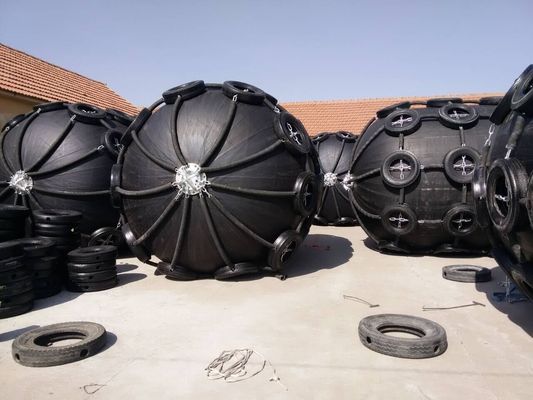 Quality Rope Nets Floating Pneumatic Rubber Fenders Pneumatic Marine Fender d Type Fender factory