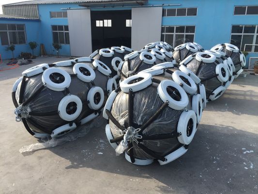 Quality 50kpa 3.3D*6.5L Yokohama Rubber Fender d type cylinder Shape factory