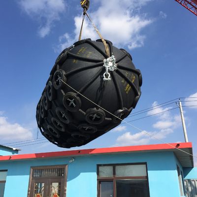 Quality Ribbed Yokohama Marine Rubber Fender Marine Dock Corner Bumpers factory