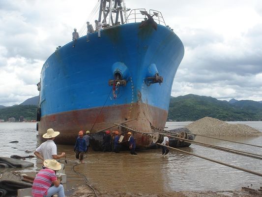 Quality D15*L20m 0.20Mpa Ship Launching Marine Airbags Optimized Layout factory
