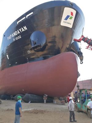 Quality Marine Rubber Ship Launching Airbags Dry Dock Launching Lifting Ship factory