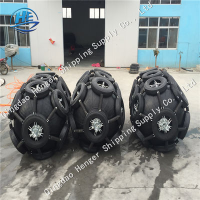 Quality 1.35*2.5m Hydro Pneumatic Fender Pneumatic Yokohama Rubber With Black Tyres Sheath Type factory