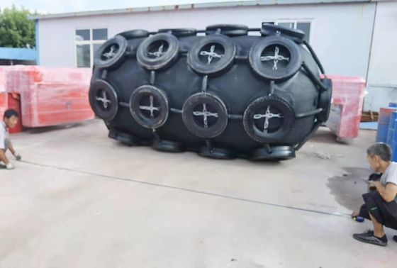 Quality Docking Boat Marine Pneumatic Rubber Fender Yokohama Type BV Certificated factory
