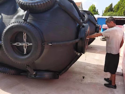 Quality Yokohama Type Pneumatic Rubber Fender Boat Marine Rubber Fender factory
