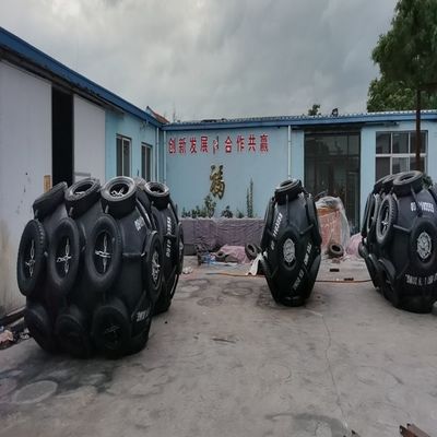 Quality 50kpa Yokohama Pneumatic Fender Ship Anticollision Pneumatic Rubber Fender factory
