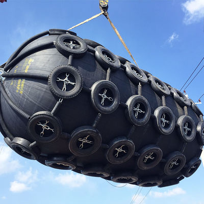 Quality Marine 50Kpa Pneumatic Rubber Fender With Tyre factory