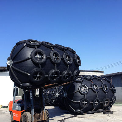 Quality ISO17357 50KPA/80KPA Pneumatic Marine Rubber Fender Durable In Use factory