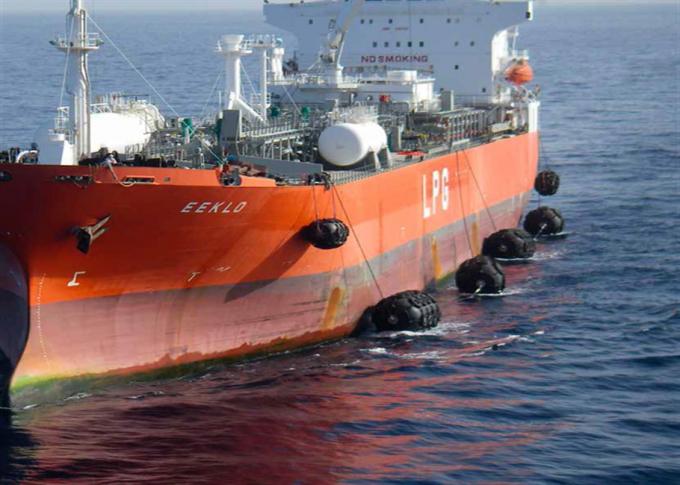 Inflatable Shipping Protection Submarine Inflatable Rubber Fender Collision Proof Dock Hull Protection